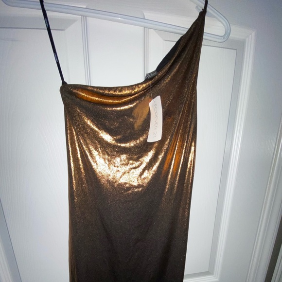 One shoulder bronze mini dress, fits like a glove. Size Small. Worn once. - Picture 4 of 6